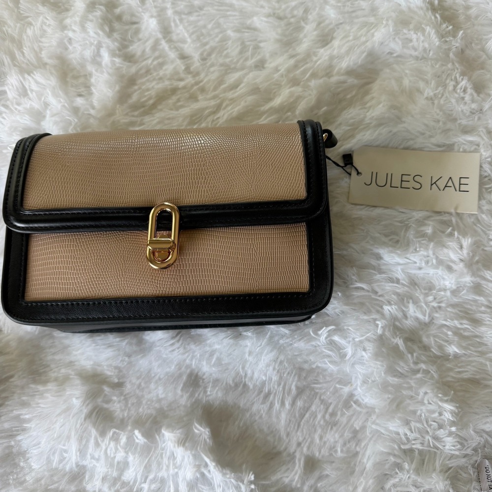 Jules Kae Women's Crossbody Purse Handbag Black And Tan With Gold Hardware NWT